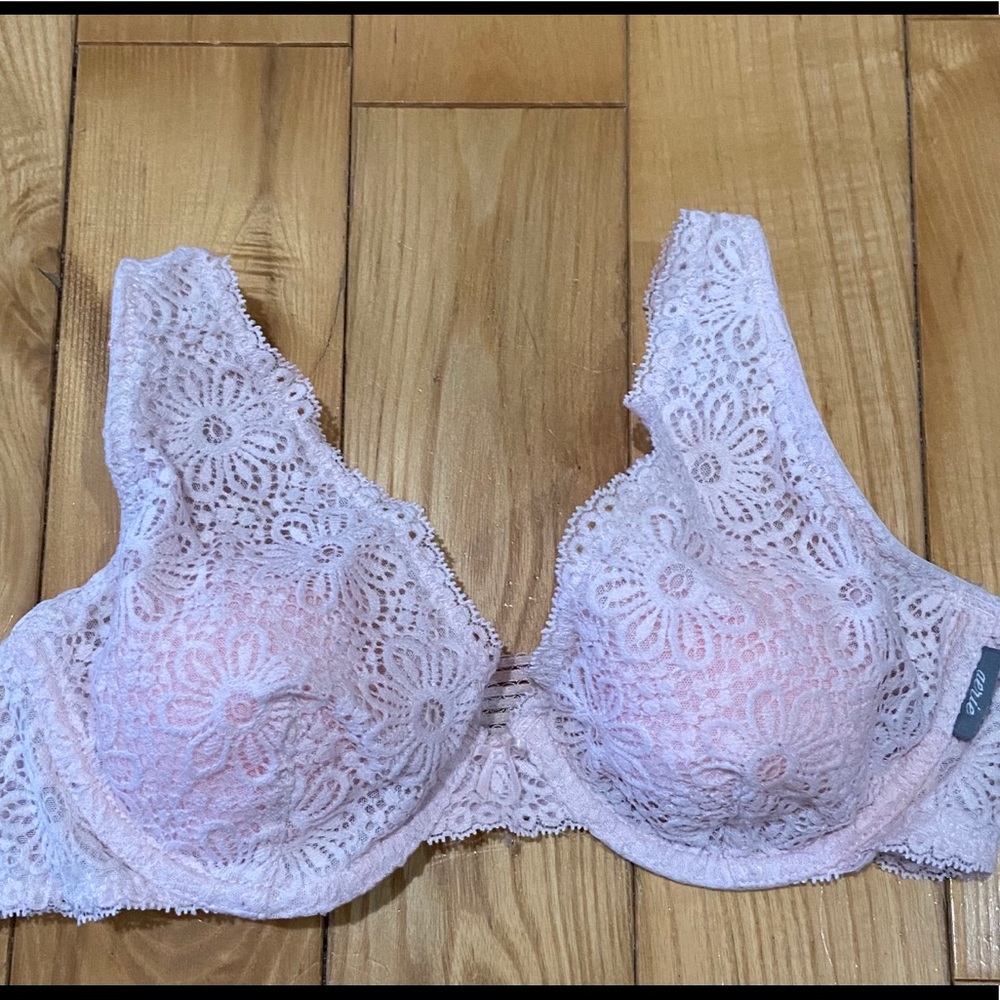 Aerie Pink Lace Over Lay Bra